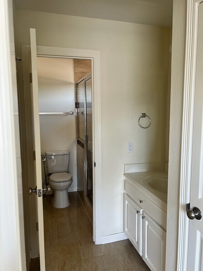 Building Photo - 13407 Schumann Trail