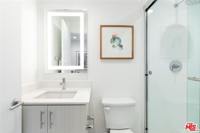 Building Photo - 4821 1/2 Craner Ave