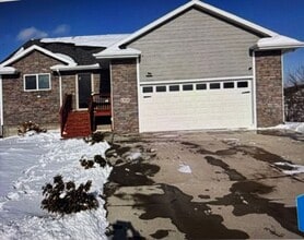Building Photo - 1304 N Archer Dr