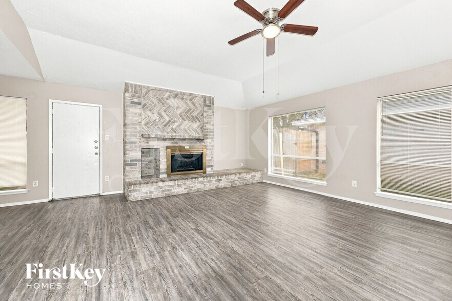 Building Photo - 21714 Nickerton Ln