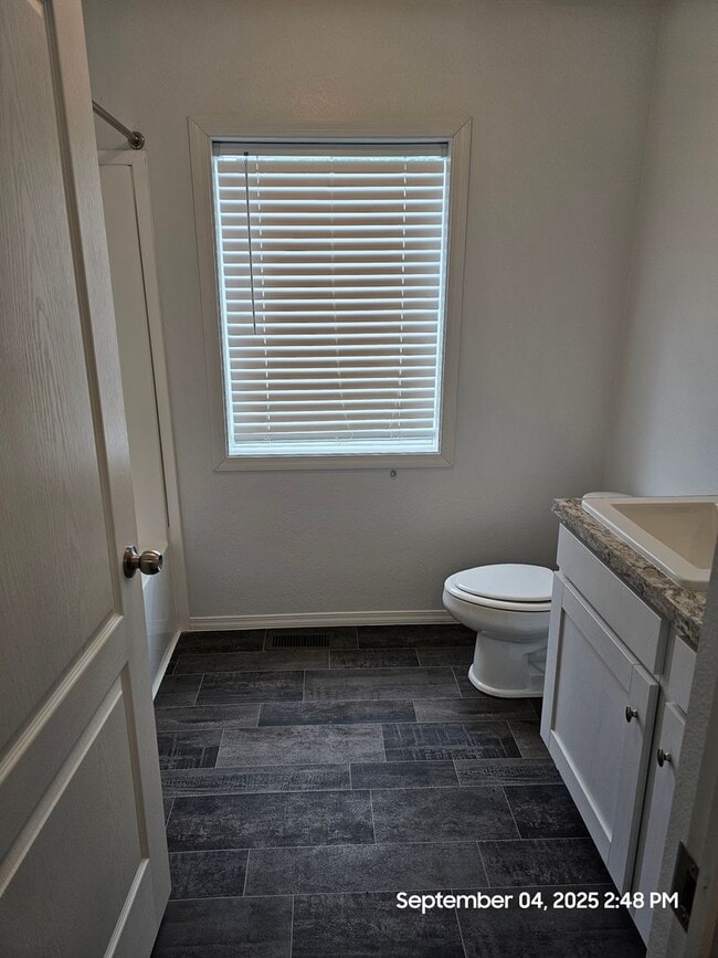 Building Photo - 3 bed 2 bath Manufactured Home