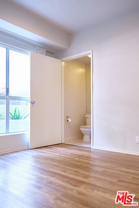 Building Photo - 1242 9th Ct