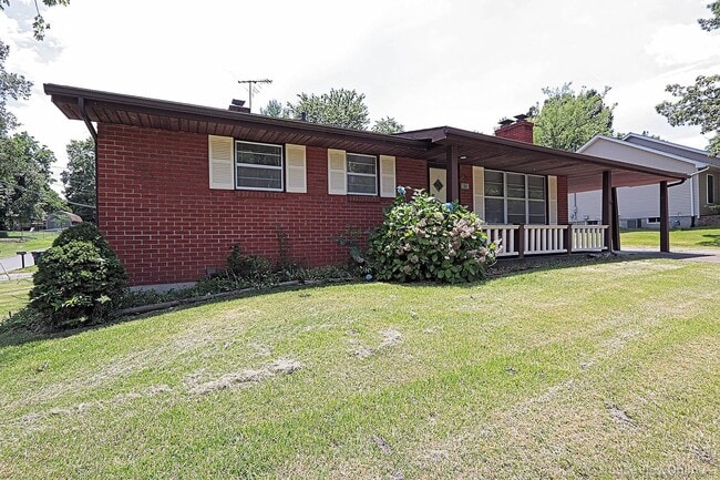 Building Photo - House Close To Campus- Available in June 2026