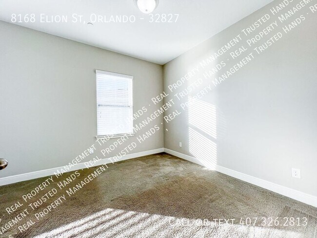 Building Photo - Luxury 4-Bedroom Townhome in Laureate Park...