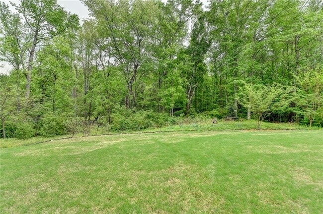 Building Photo - 2455 Kirkstone Dr
