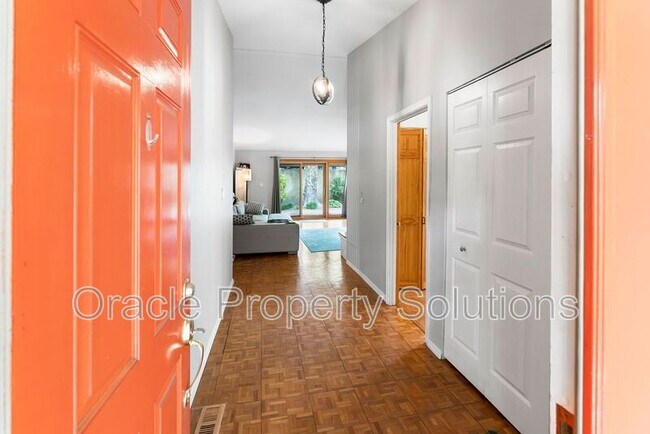 Building Photo - 5360 Red Lake Ct