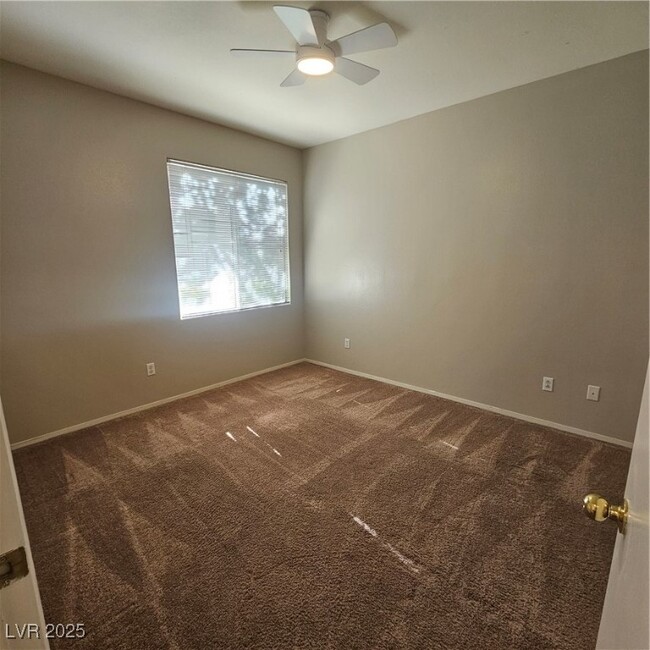 Building Photo - 9050 W Warm Springs Rd
