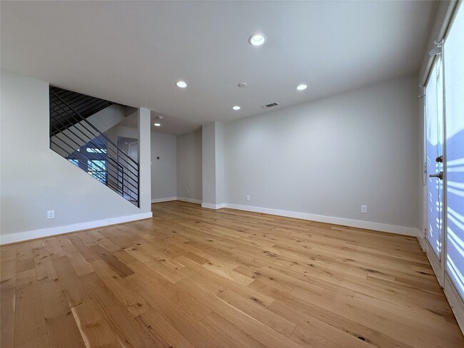 Building Photo - 4116 McDuffie St