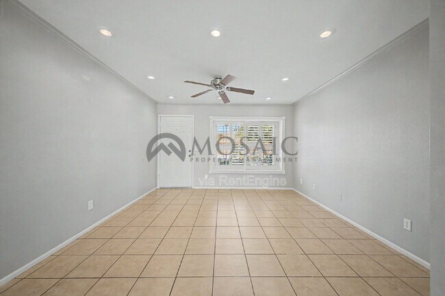 Building Photo - 4837 E Encanto St