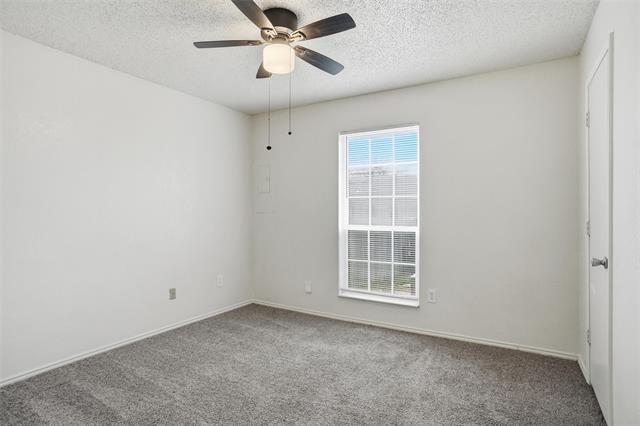 Building Photo - 10257 Aurora Dr