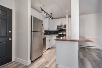 Building Photo - 720 City Park Ave