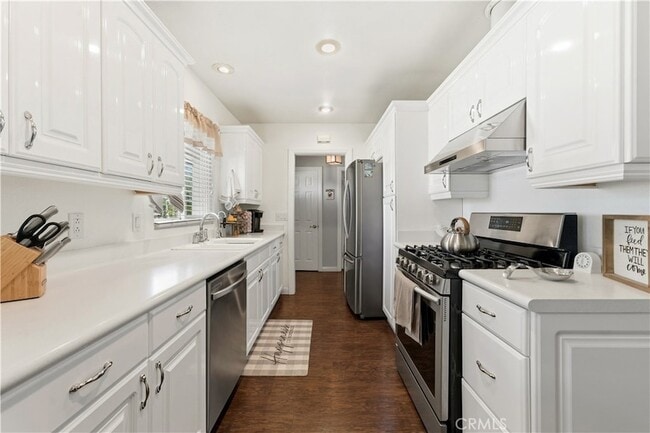 Building Photo - 855 N 3rd Ave