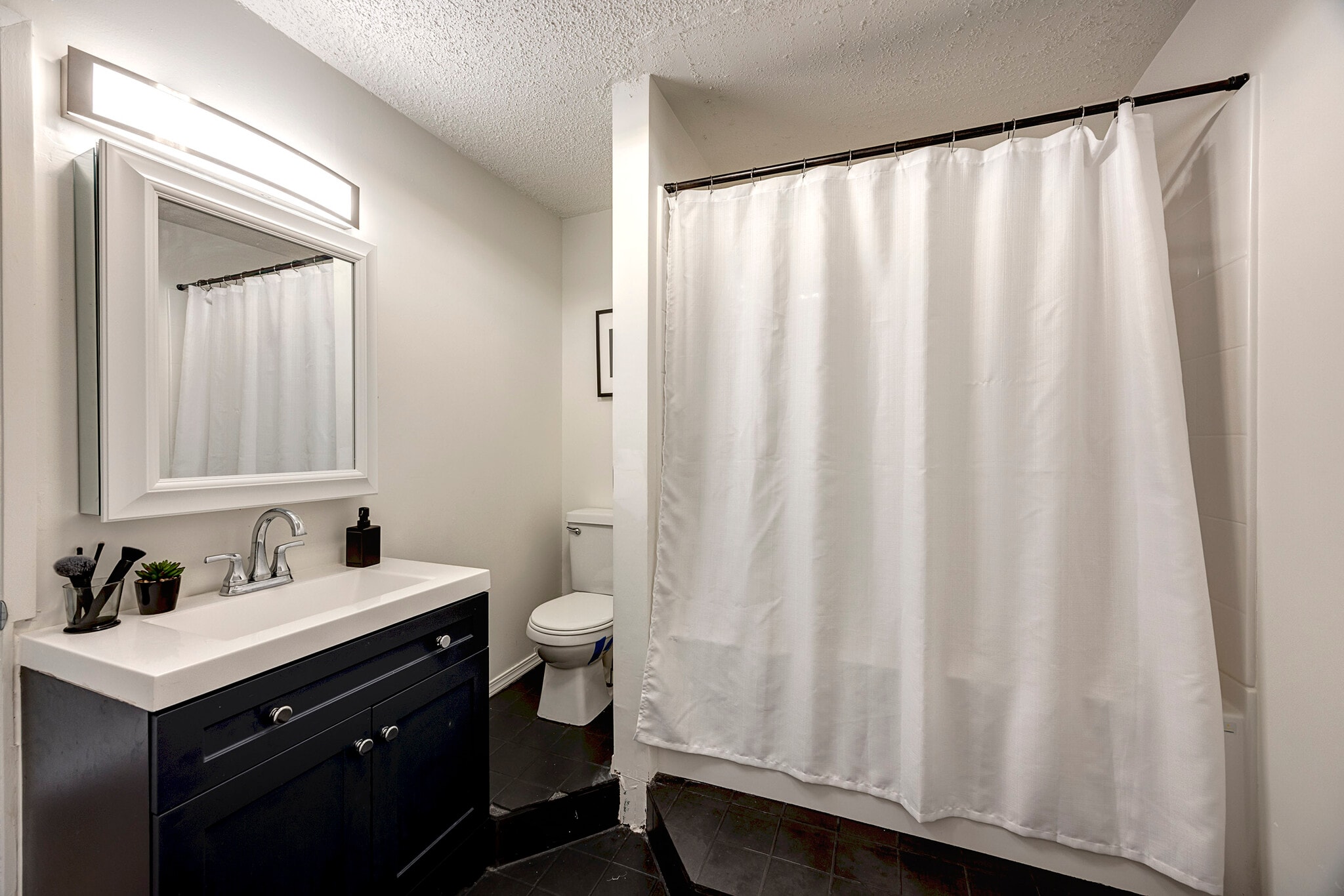 New Shower & Tub - 5302 212th St SW