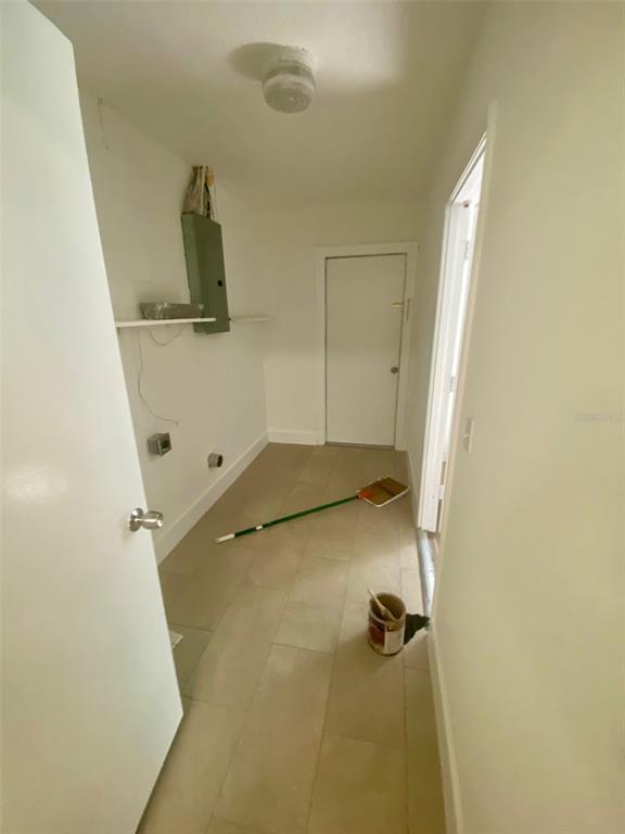 Building Photo - 909 Wrenwood Ln
