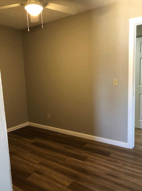 Building Photo - 2232 St James Ave