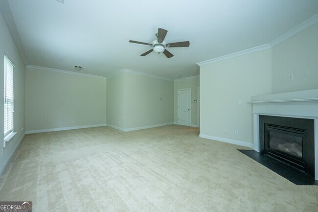 Building Photo - 1675 Great Heron Cove