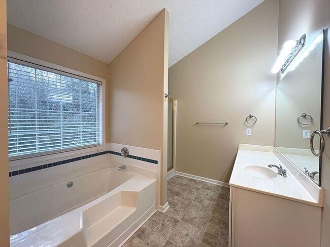 Building Photo - 510 Fosters Mill Ln NW