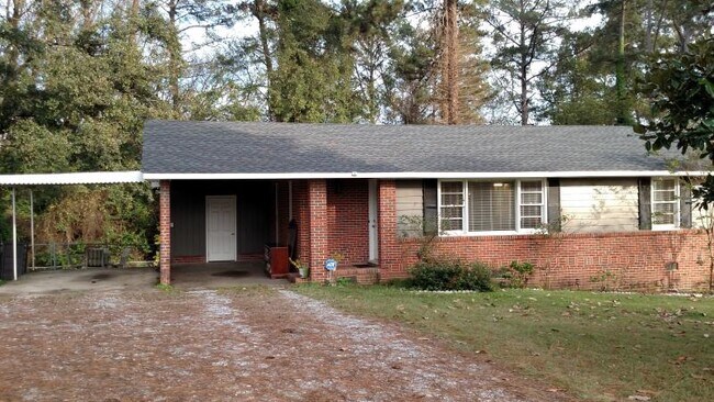 Building Photo - 416 20th Ave