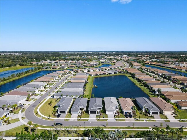 Building Photo - 4861 Sevilla Shores Dr
