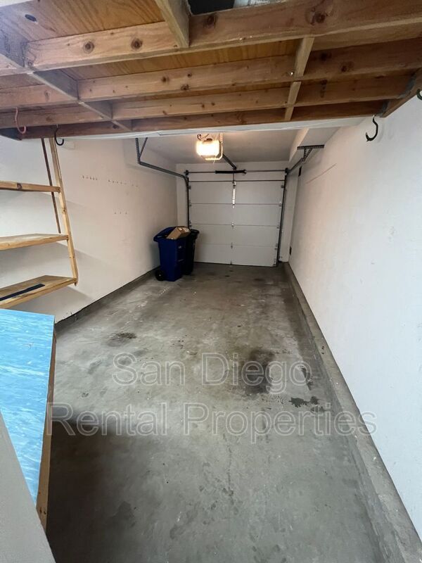 Building Photo - 11968 Tivoli Park Row