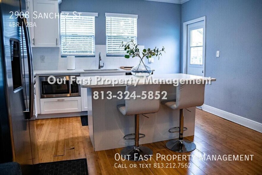 Building Photo - 2908 Sanchez St