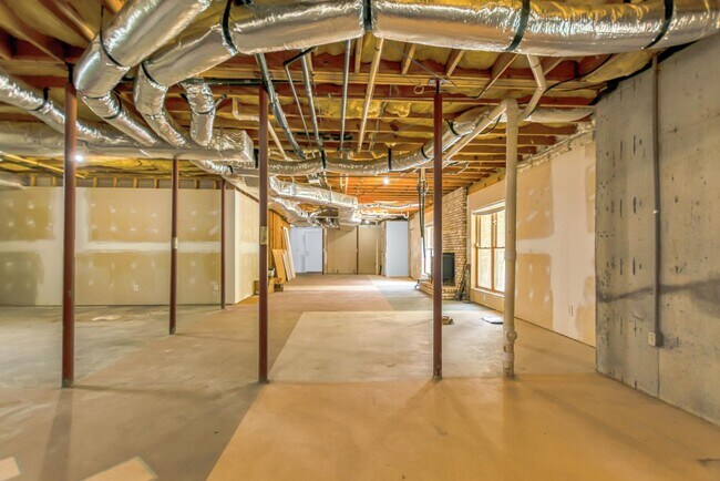 Building Photo - 1400 Slayden Wood Rd
