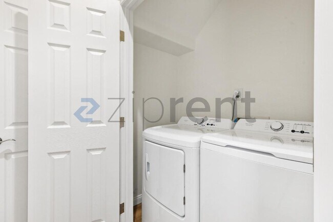 Building Photo - 3444 N Bearpin Gap Ln