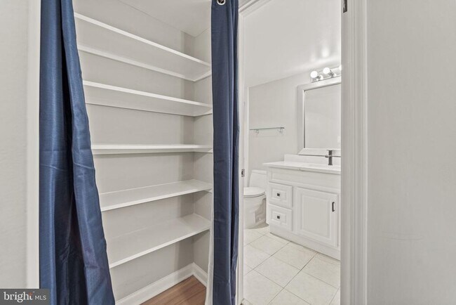 Building Photo - 7640 Tremayne Pl