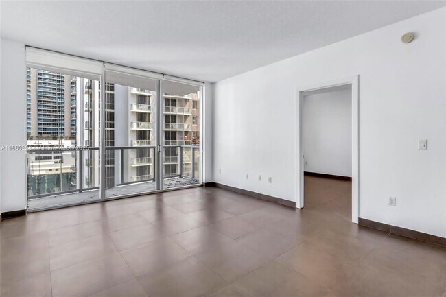 Building Photo - 1050 Brickell Ave