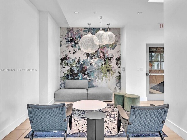 Building Photo - 3301 NE 1st Ave