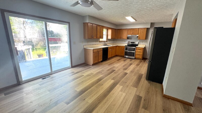 Building Photo - 4348 Shady Meadows Dr