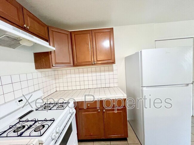 Building Photo - 13615 Verbena Dr