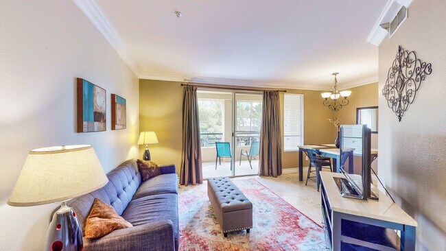 Building Photo - "Chic Las Vegas Condo Oasis: 1-Bedroom Gem with Granite Touch - 530 Sq Ft of Style!"