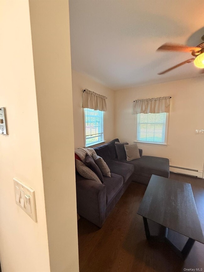 Building Photo - 24 Tyler Ave