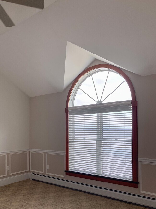 Building Photo - 38 Pebble Beach Rd