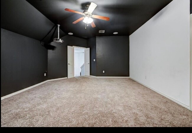 Building Photo - 11905 Whitney Way