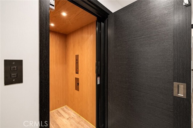 Building Photo - 201 S Juanita Ave