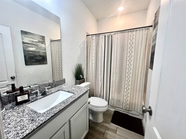 Building Photo - 31311 Horseshoe Meadow Bend Ln