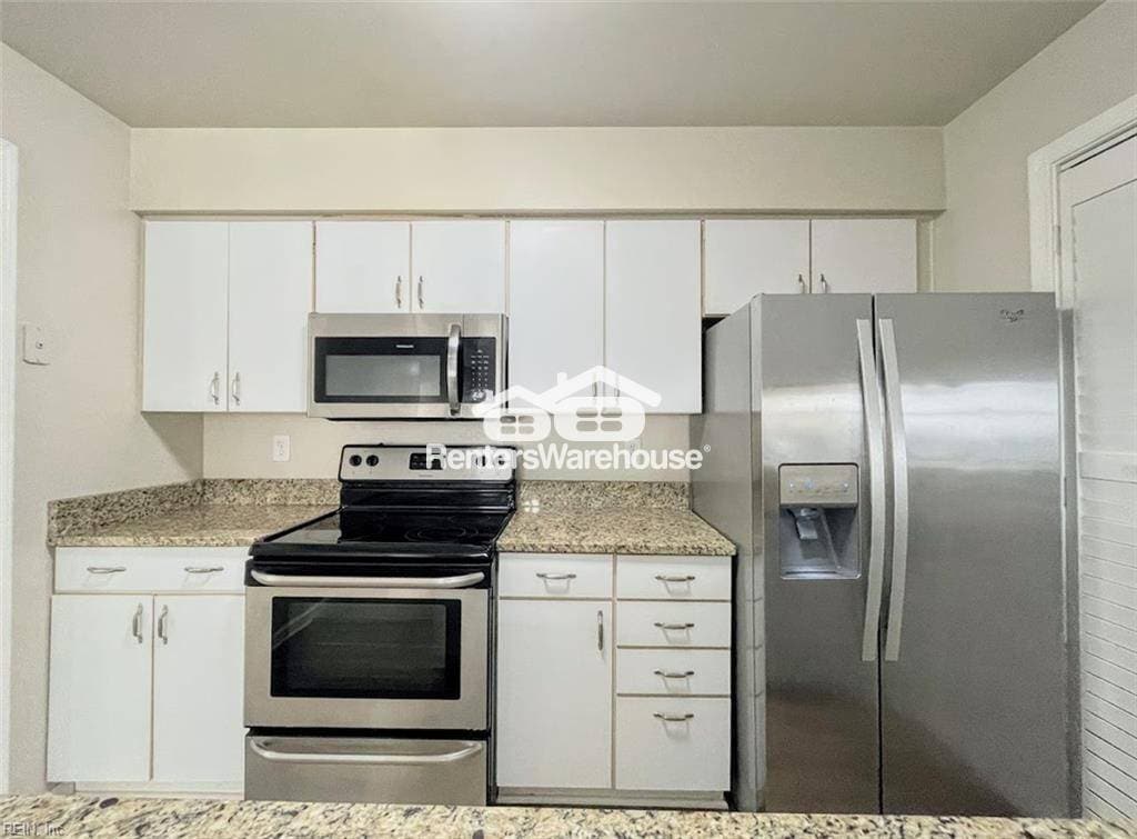 Building Photo - 720 Inlet Quay