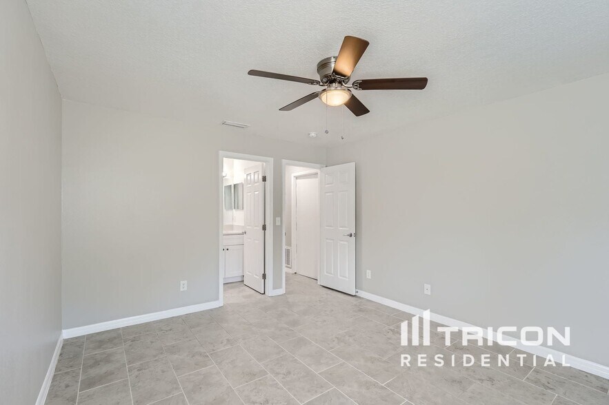 Building Photo - 1809 Iroquois Dr
