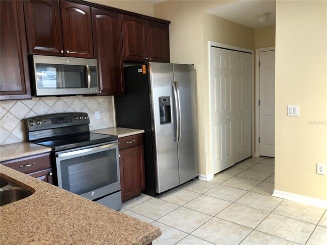 Building Photo - 5567 Somersby Rd