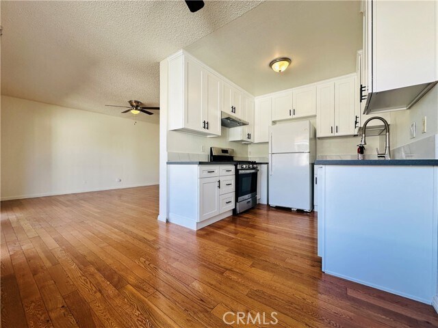 Building Photo - 4146 Elm Ave