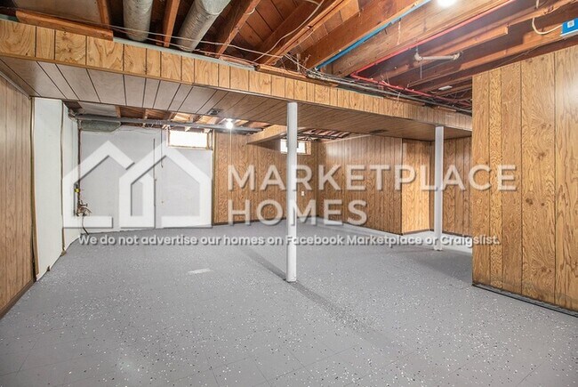 Building Photo - 22578 Raven Ave