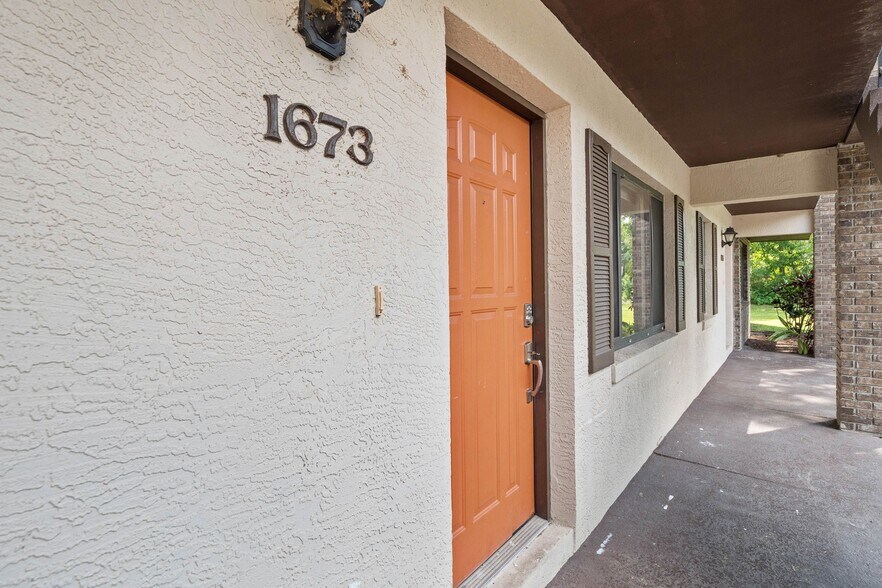 Building Photo - 1673 Spring Garden Ct