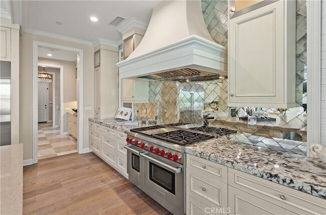 Building Photo - 121 Amber Sky