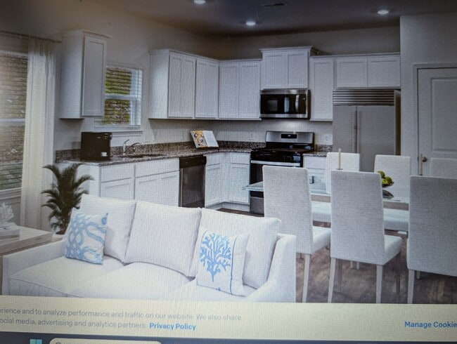 Building Photo - 7830 Moonbeam Ln