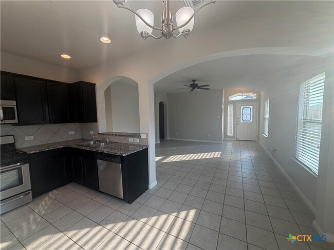 Building Photo - 2510 Lonesome Creek Trail