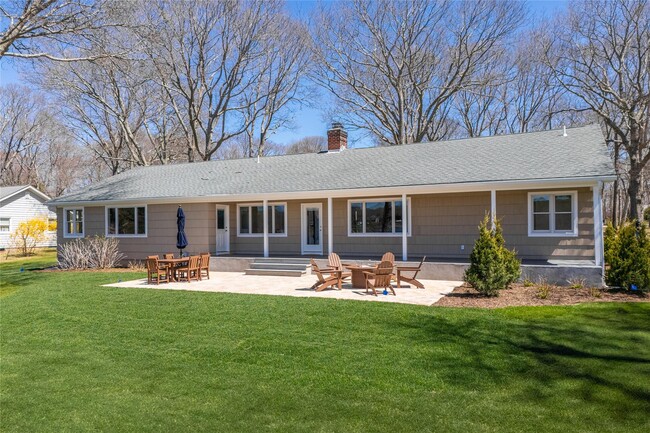 Building Photo - 1225 Westview Dr