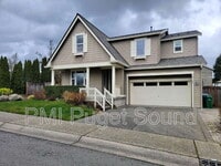 Building Photo - 576 Mount Baker Pl NE