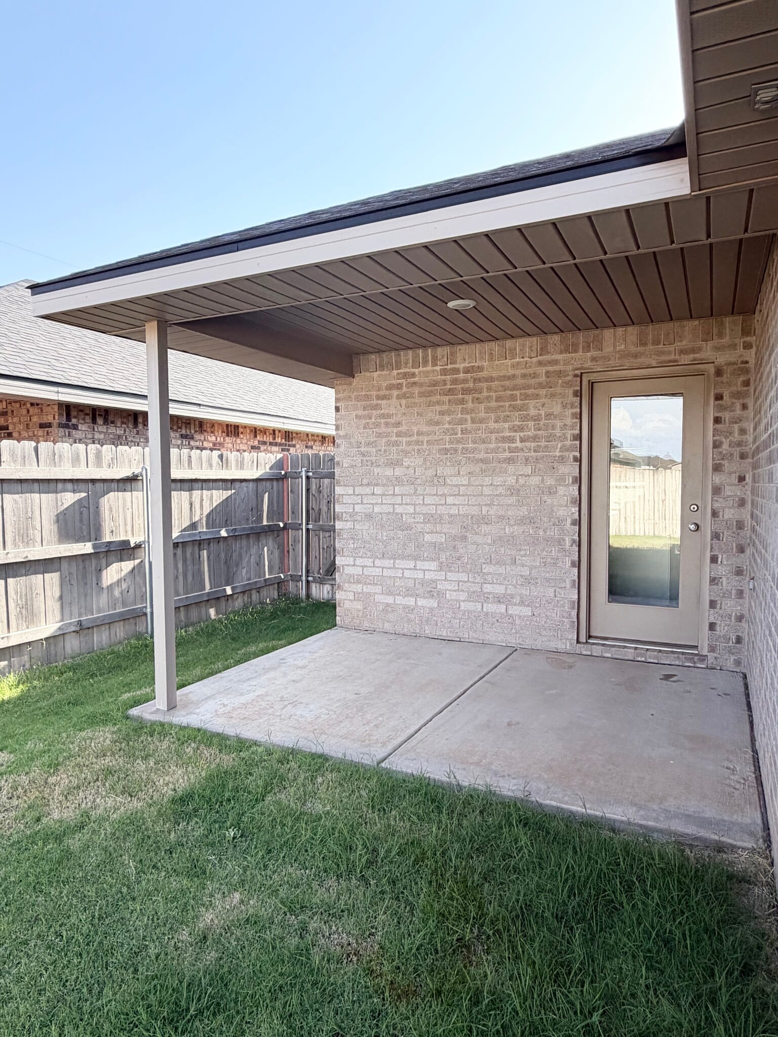 Building Photo - 3217 Volney Ave